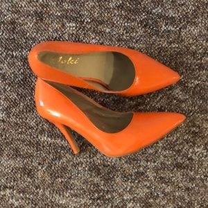 Orange shoes size 9